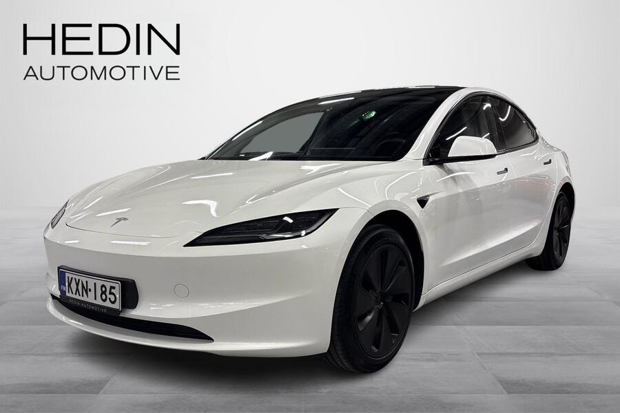 Tesla Model 3 vaihtoauto