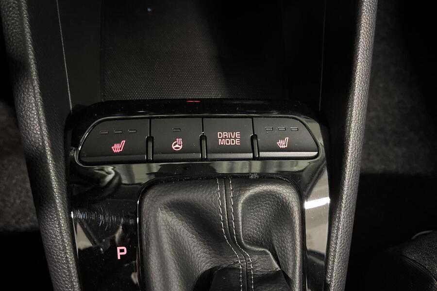 Kia Stonic vaihtoauto