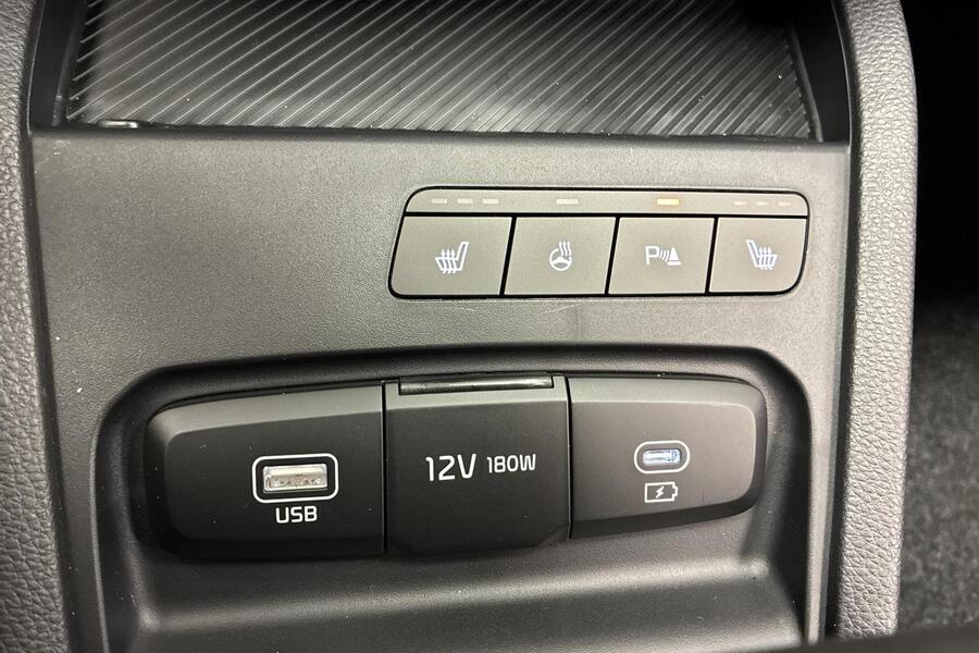 Kia Stonic vaihtoauto