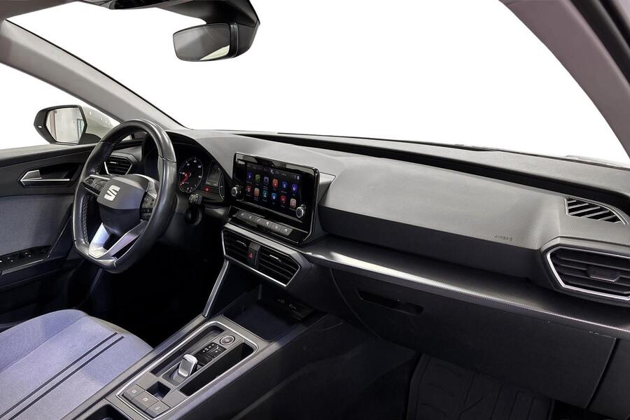 SEAT Leon Sportstourer vaihtoauto