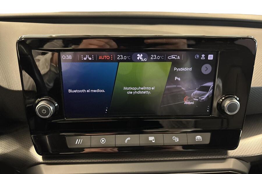 SEAT Leon Sportstourer vaihtoauto