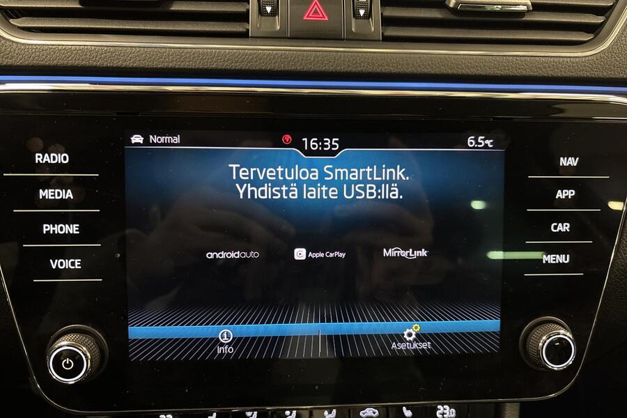 Skoda Superb vaihtoauto