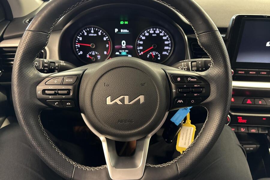 Kia Stonic vaihtoauto