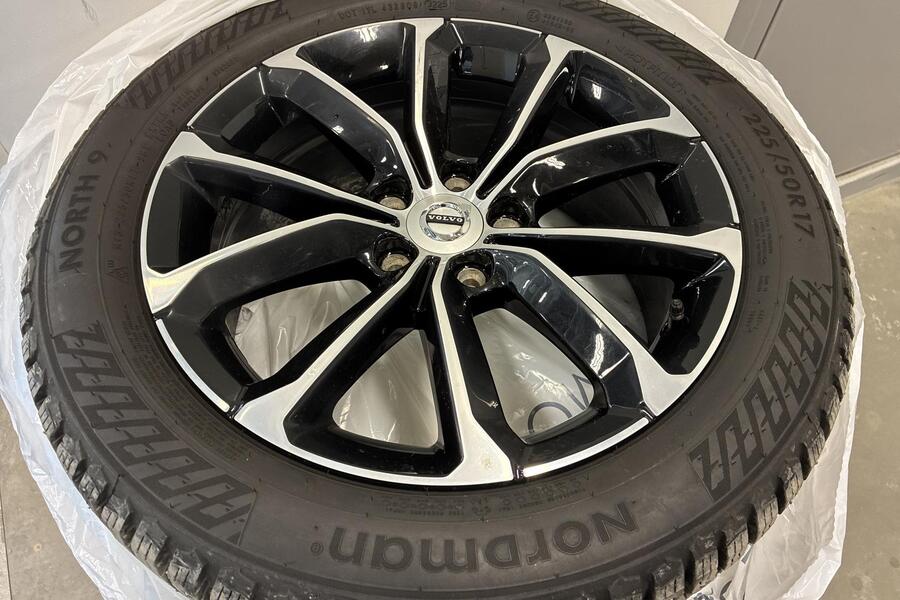 Volvo V60 vaihtoauto