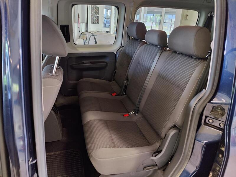 Volkswagen Caddy Maxi vaihtoauto