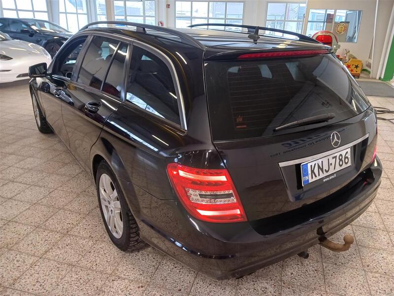 Mercedes-Benz C vaihtoauto