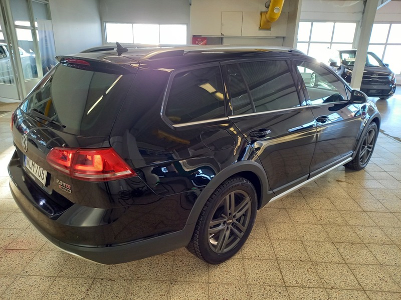 Volkswagen Golf vaihtoauto