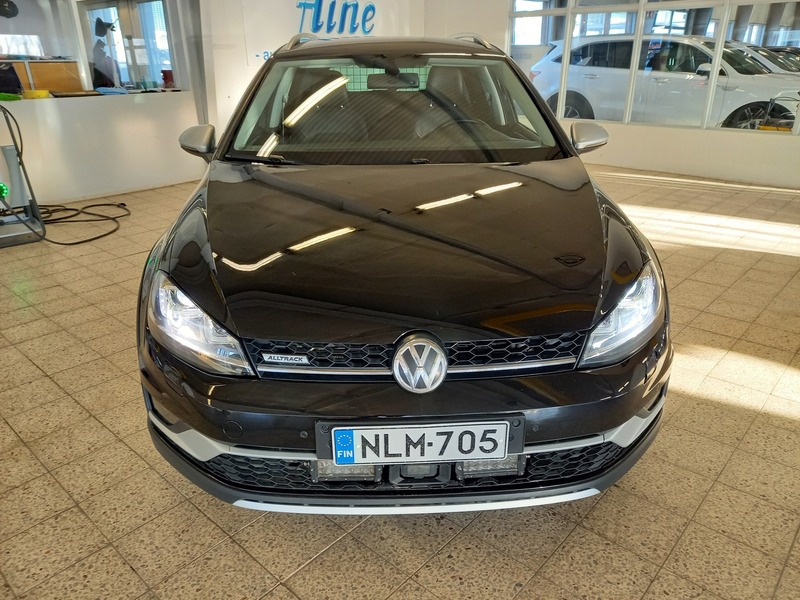 Volkswagen Golf vaihtoauto