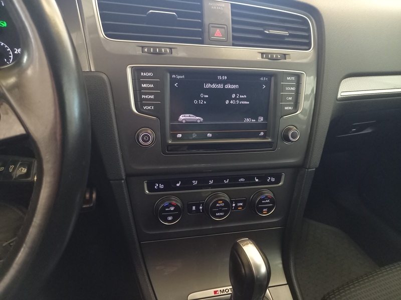 Volkswagen Golf vaihtoauto