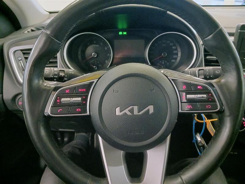 Kia Ceed vaihtoauto