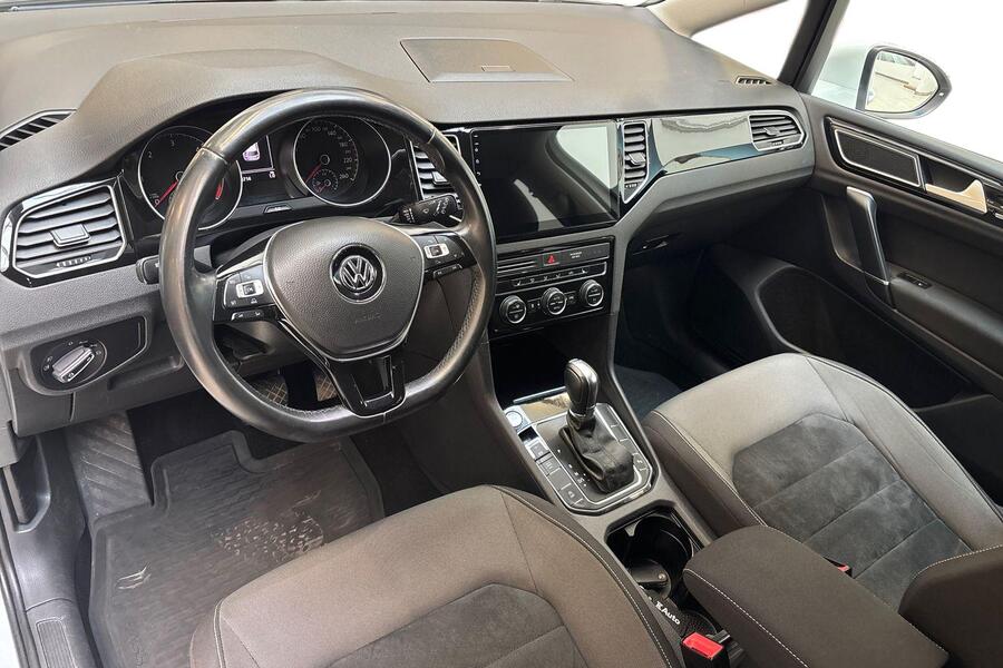 Volkswagen Golf Sportsvan vaihtoauto