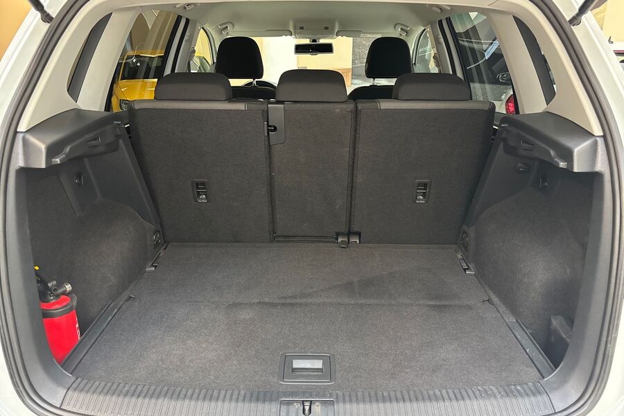 Volkswagen Golf Sportsvan vaihtoauto