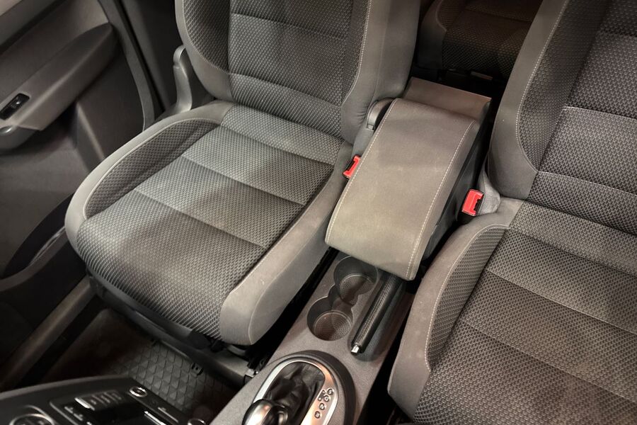 Volkswagen Touran vaihtoauto