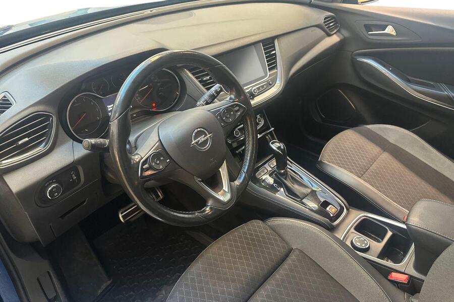 Opel Grandland X vaihtoauto