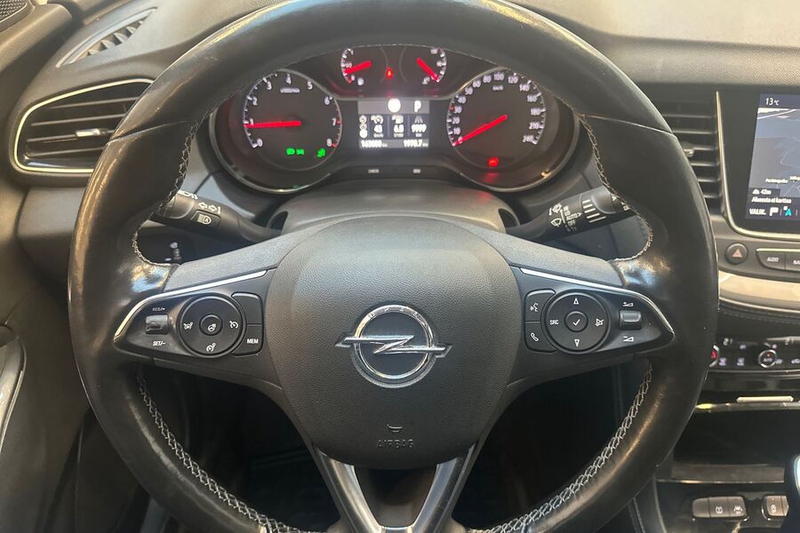 Opel Grandland X vaihtoauto