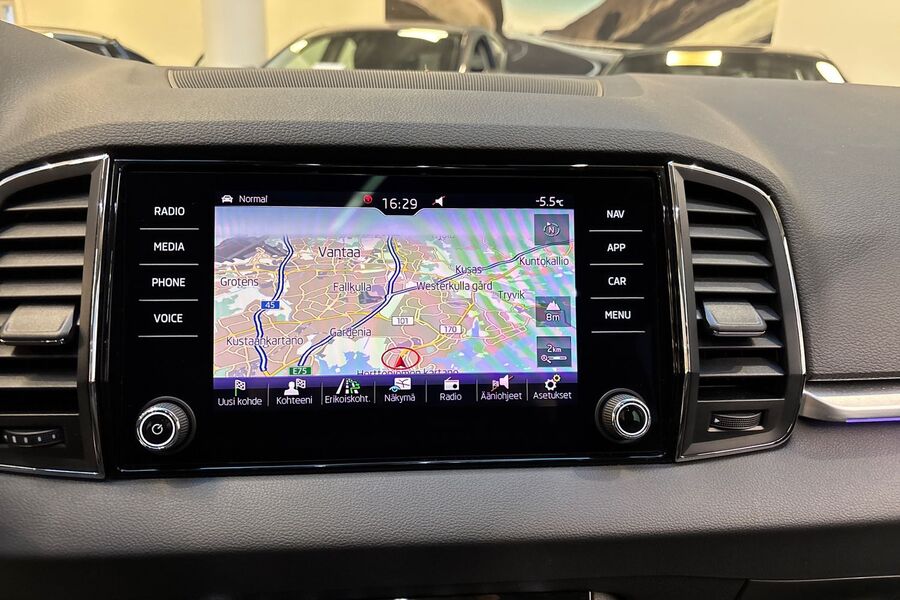 Skoda Karoq vaihtoauto