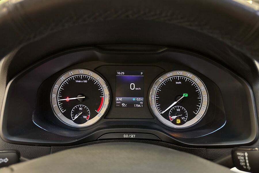 Skoda Karoq vaihtoauto