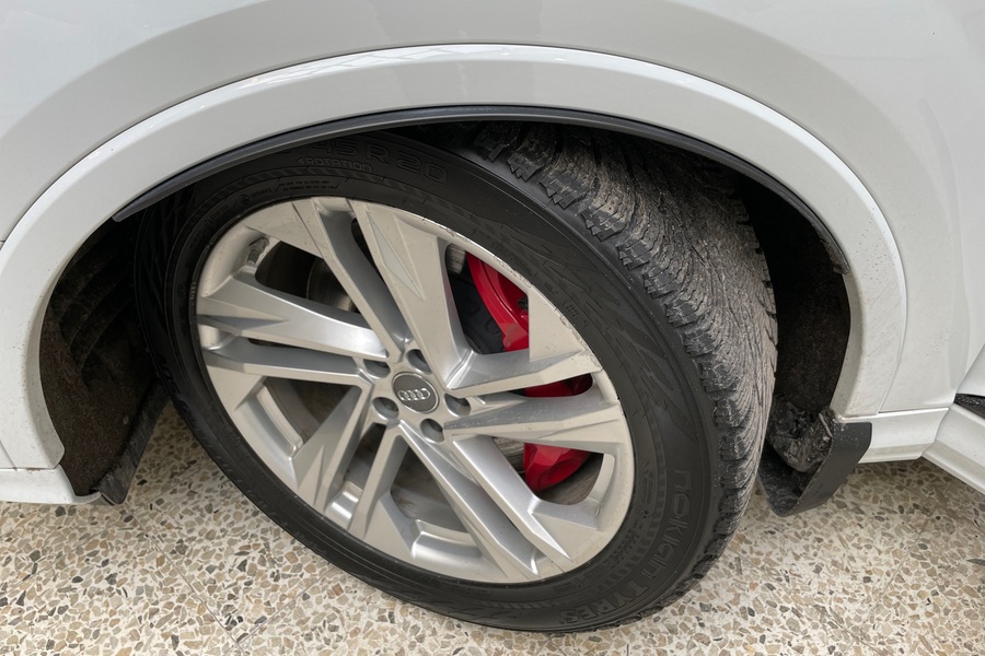 Audi Q7 vaihtoauto