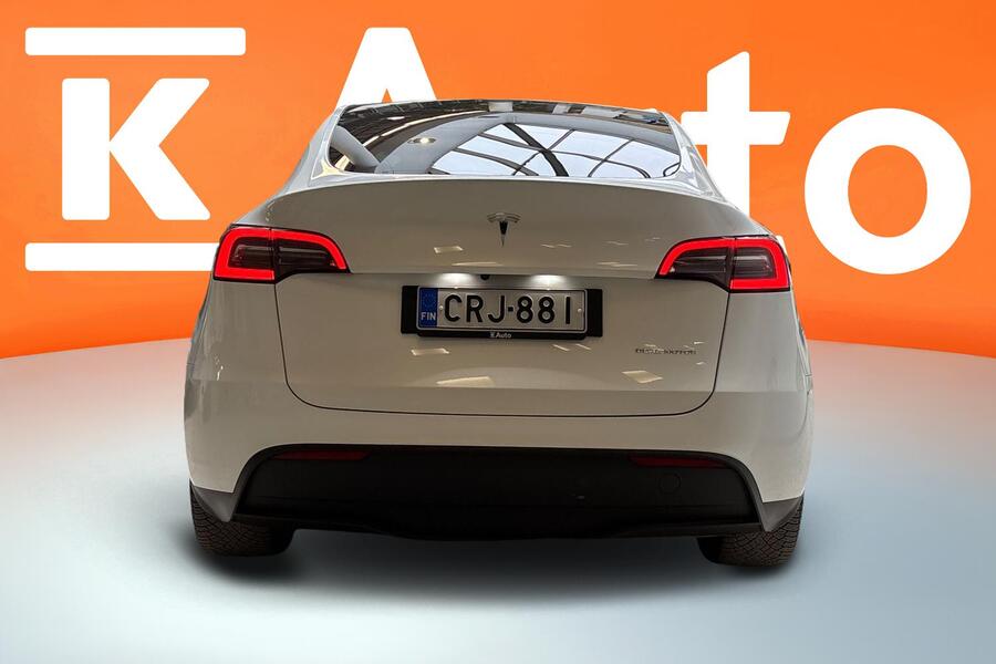 Tesla Model Y vaihtoauto