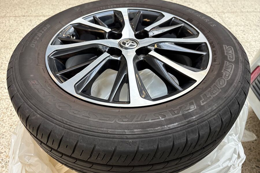 Toyota Yaris vaihtoauto