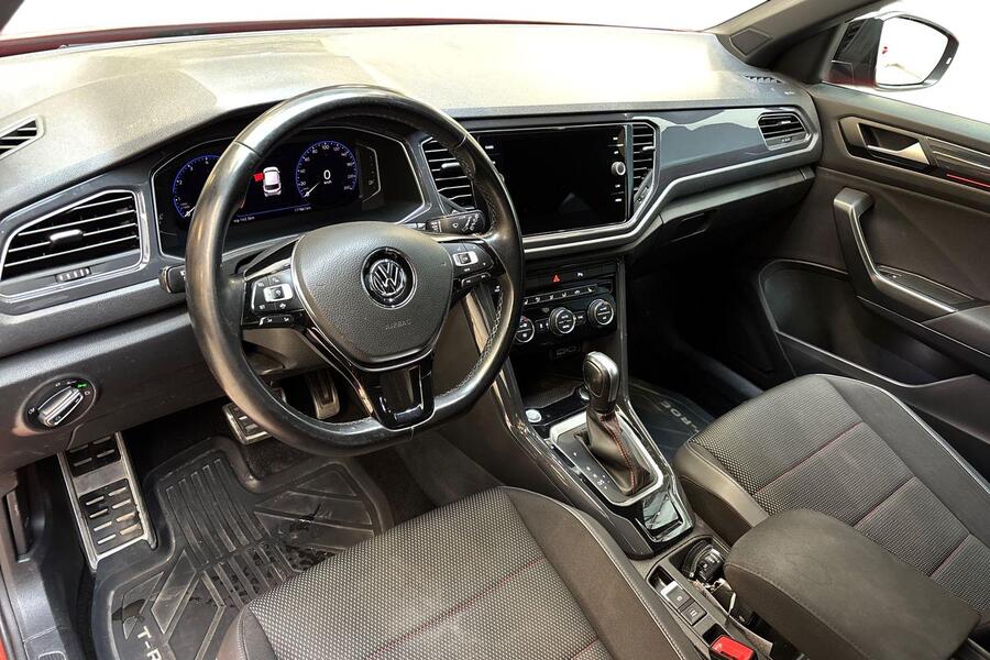 Volkswagen T-Roc vaihtoauto