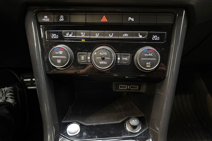 Volkswagen T-Roc vaihtoauto