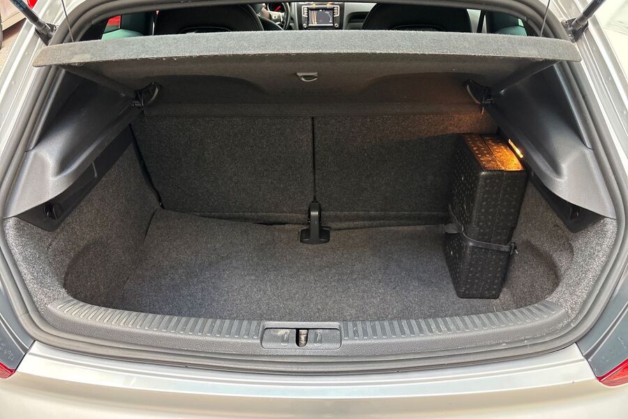 Volkswagen Scirocco vaihtoauto