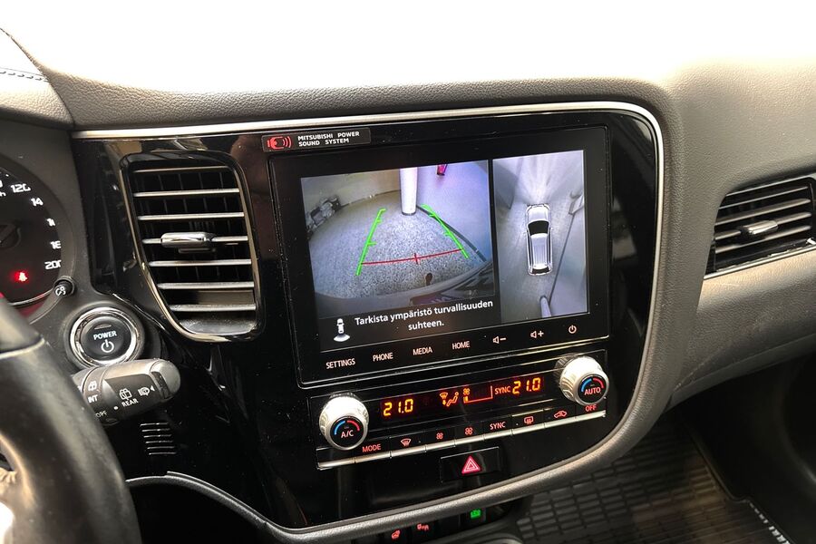 Mitsubishi Outlander PHEV vaihtoauto