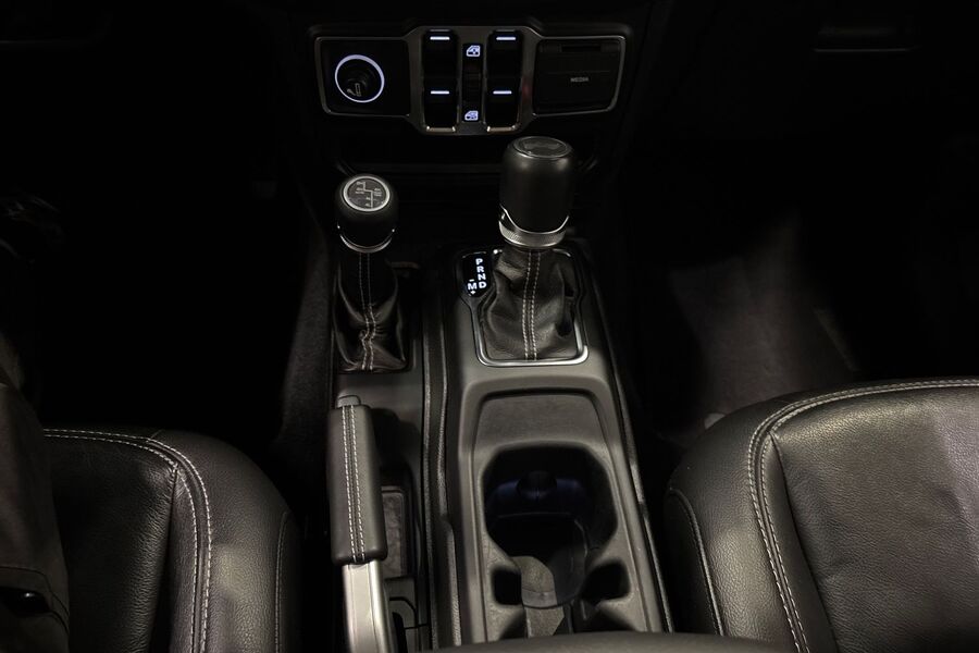 Jeep Wrangler vaihtoauto