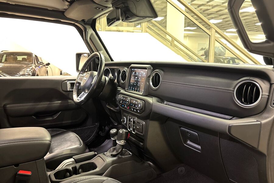 Jeep Wrangler vaihtoauto