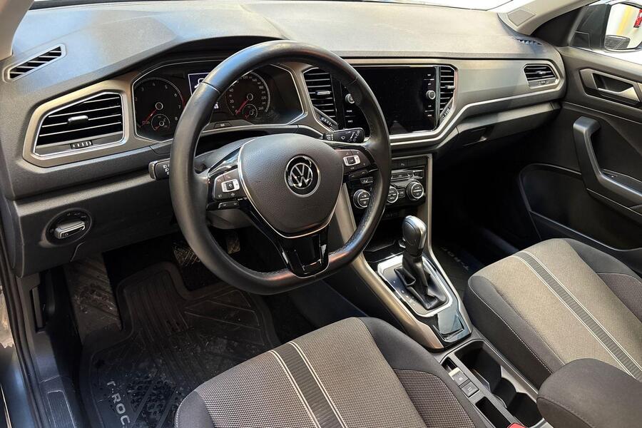 Volkswagen T-Roc vaihtoauto