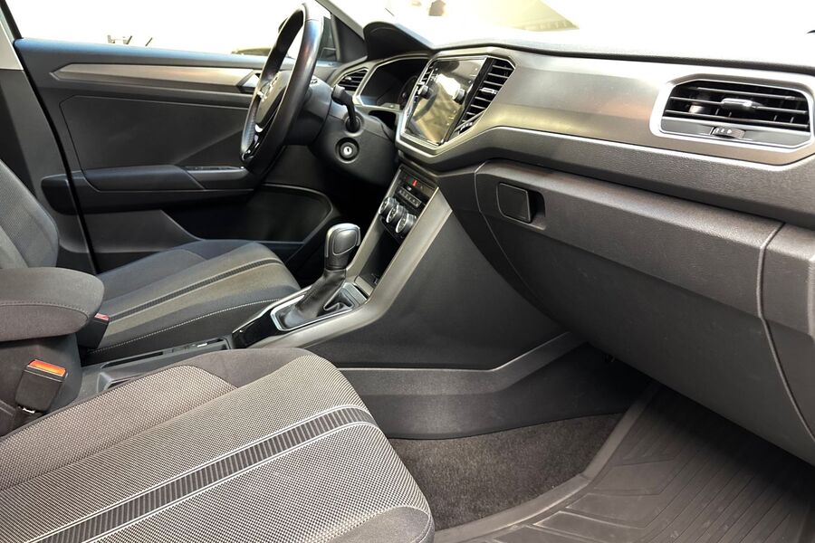 Volkswagen T-Roc vaihtoauto