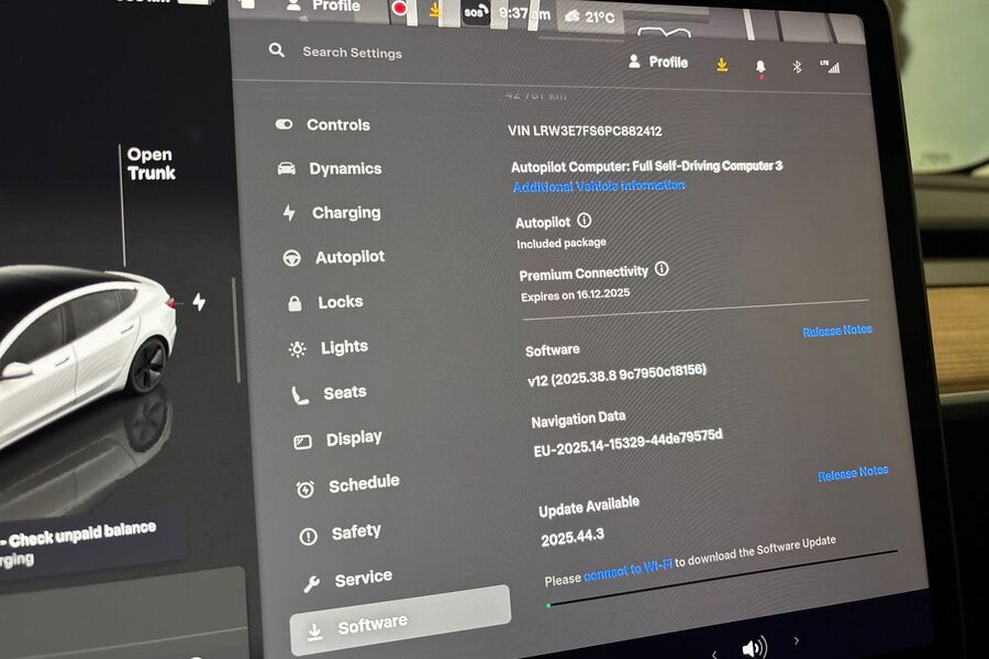 Tesla Model 3 vaihtoauto