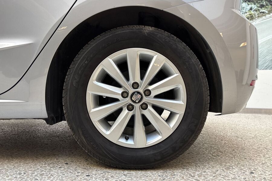 SEAT Ibiza vaihtoauto