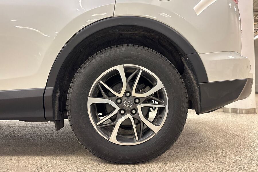 Toyota RAV4 vaihtoauto