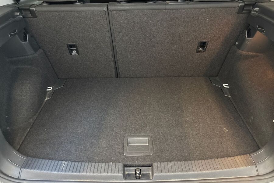 Volkswagen T-Cross vaihtoauto