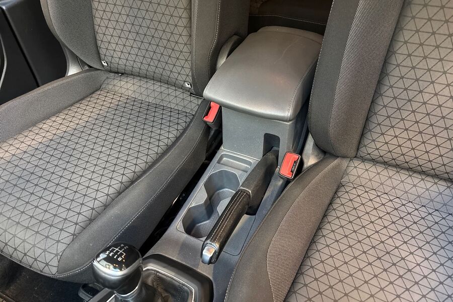 Volkswagen T-Cross vaihtoauto