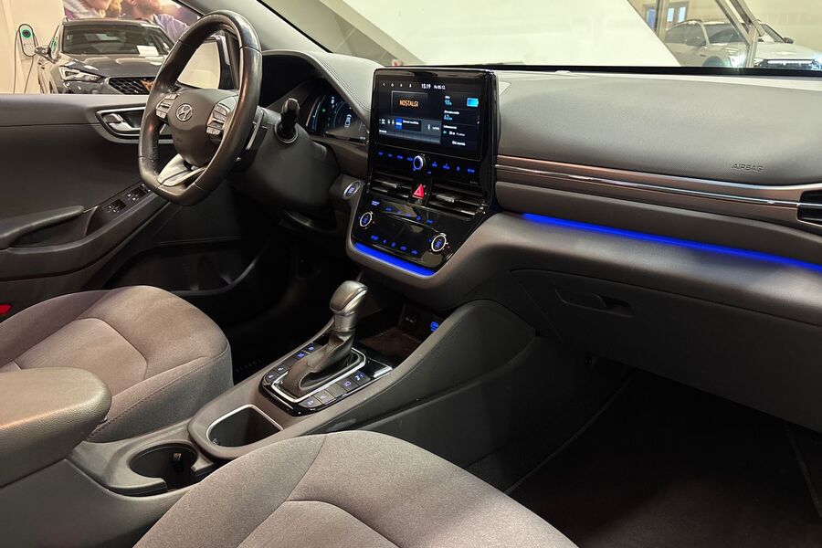 Hyundai IONIQ plug-in vaihtoauto