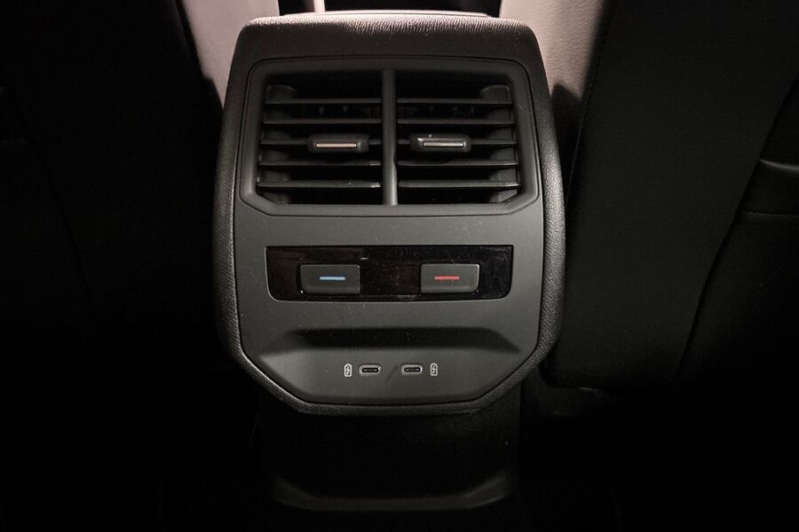 SEAT Leon Sportstourer vaihtoauto