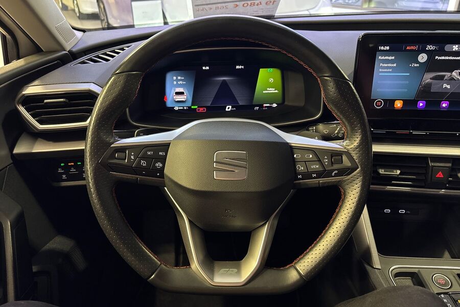 SEAT Leon Sportstourer vaihtoauto