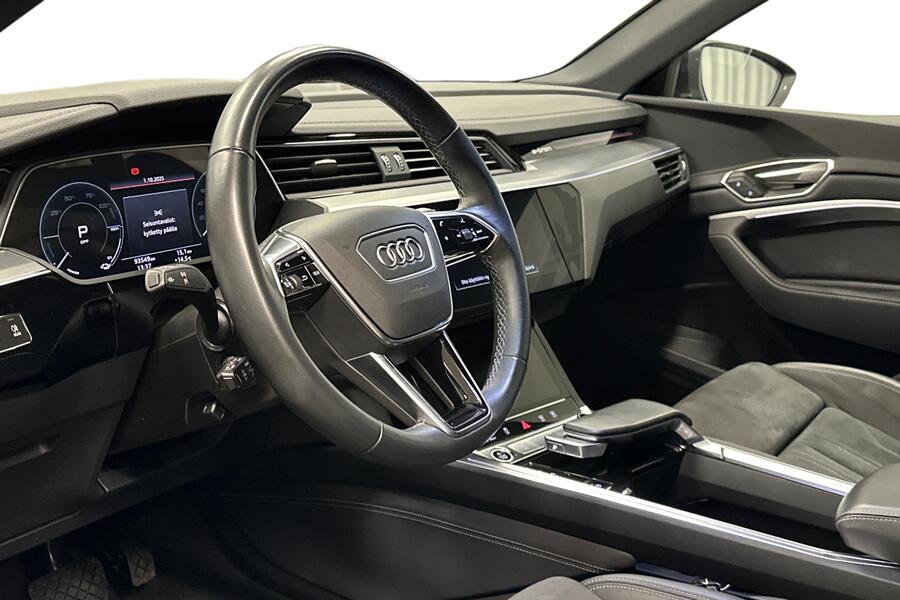 Audi Q8 e-tron vaihtoauto