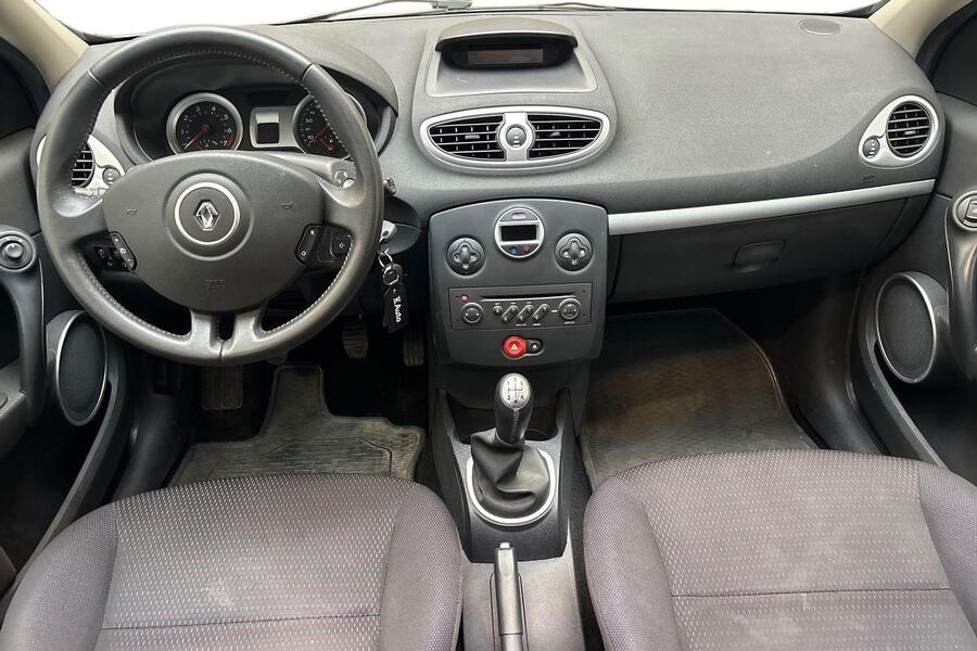Renault Clio Sport Tourer vaihtoauto