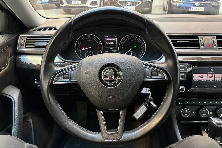 Skoda Superb vaihtoauto