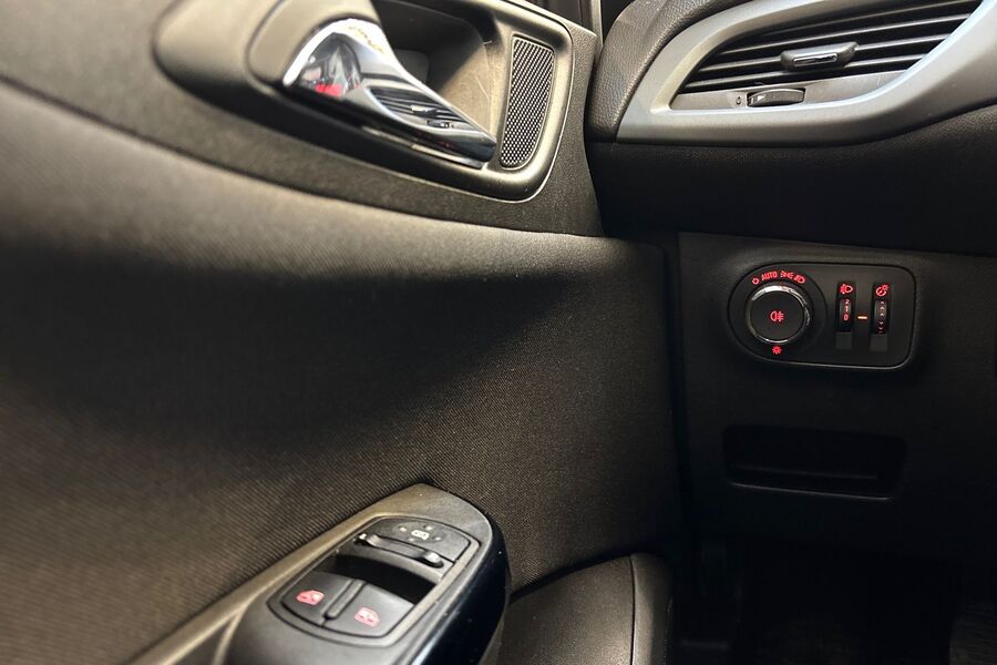 Opel Corsa vaihtoauto