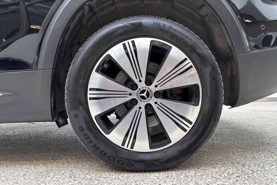 Mercedes-Benz EQB vaihtoauto