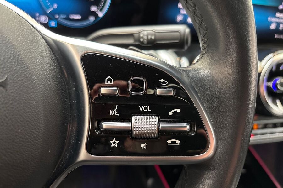 Mercedes-Benz EQB vaihtoauto