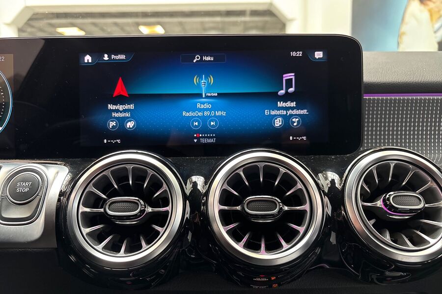 Mercedes-Benz EQB vaihtoauto