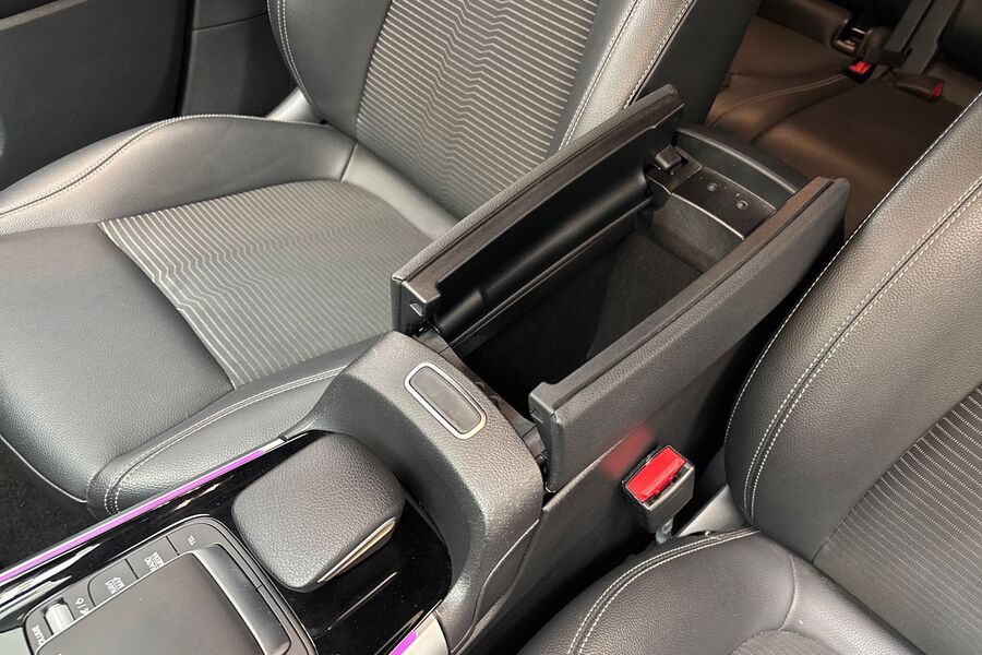 Mercedes-Benz EQB vaihtoauto