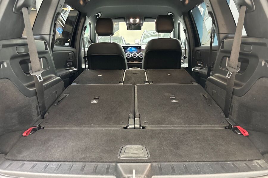 Mercedes-Benz EQB vaihtoauto