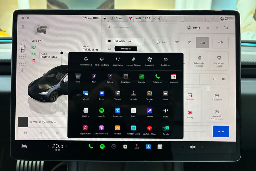 Tesla Model 3 vaihtoauto